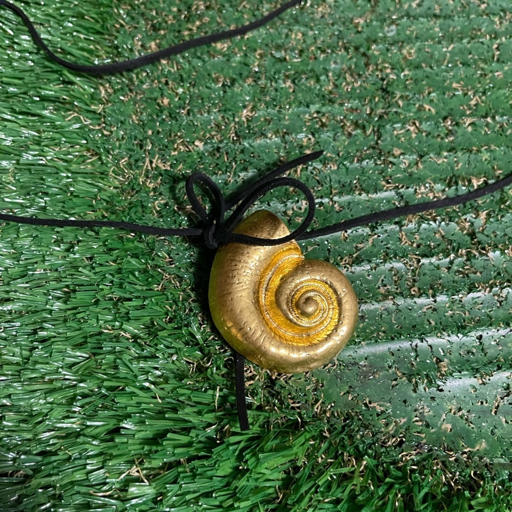 Gold Shell Pendant Necklace